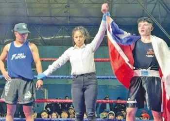 Comodorenses pelearon en Coyhaique