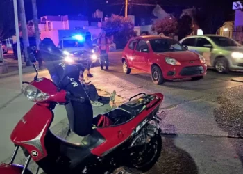 Otro choque con motociclista lesionado en Trelew 