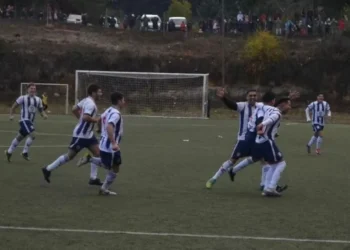 Deportivo inauguración se adueña del clásico local, esta vez por la Copa Bariloche