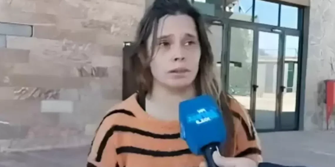 Gastó $500 millones depositados por error y ahora enfrenta cargos y fianza millonaria