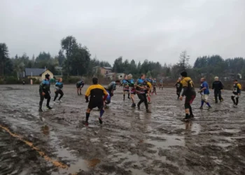 La lluvia no impidió el encuentro de veteranos del rugby en triunfo a Hosco Andolfi