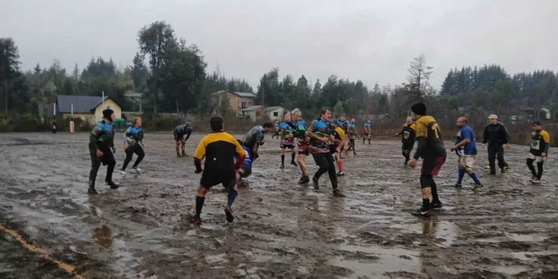 La lluvia no impidió el encuentro de veteranos del rugby en triunfo a Hosco Andolfi
