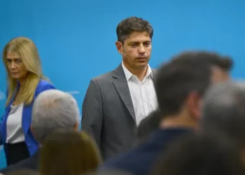 Kicillof acordó con los docentes pero unidad de los gremios más fuertes va al paro