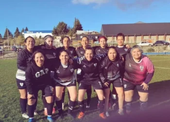 La Peña cayó en semifinales desde el punto penal