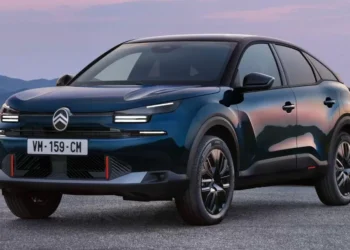 Citroën lleva la edición especial Collection 2025 a los C4 Hybrid y ë-C4 más potente