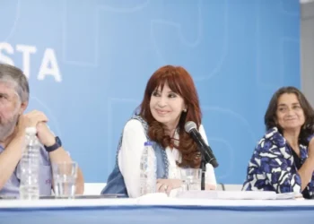 En la cumbre del PJ cuestionaron el desdoblamiento en la zona: “La oposición se va a unir contra Axel”