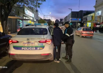 Detienen a semental con pedido de captura tras la alerta de un local comercial de la zona céntrica