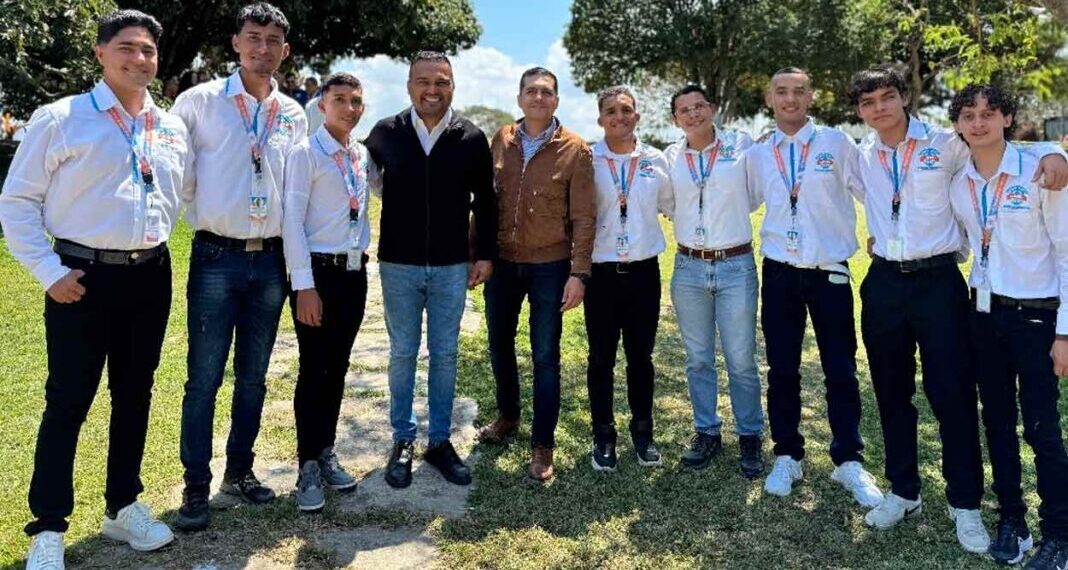 Sector agroindustrial del país se fortalece con el IUTA JHS