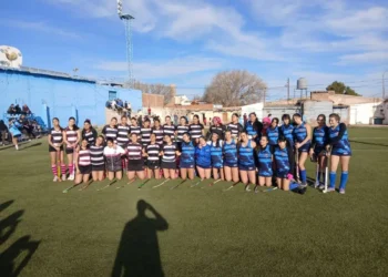 Excelente examen de viaje para el hockey del Cef n 7 en la Liga Cordillerana