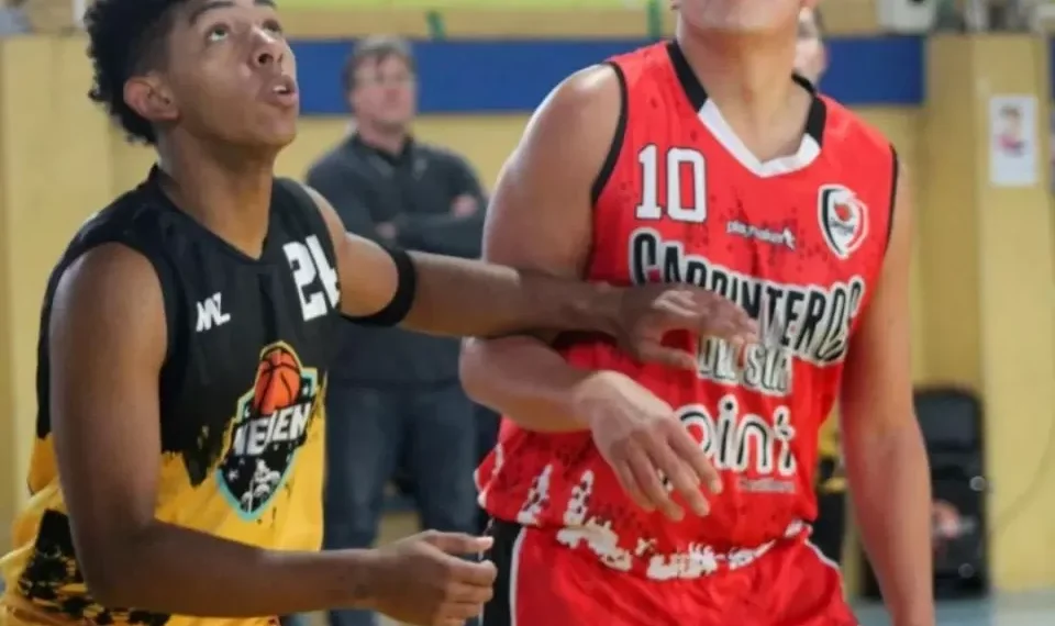 Dos derrotas y una triunfo para Carpinteros del Sur tras su paso por Chile