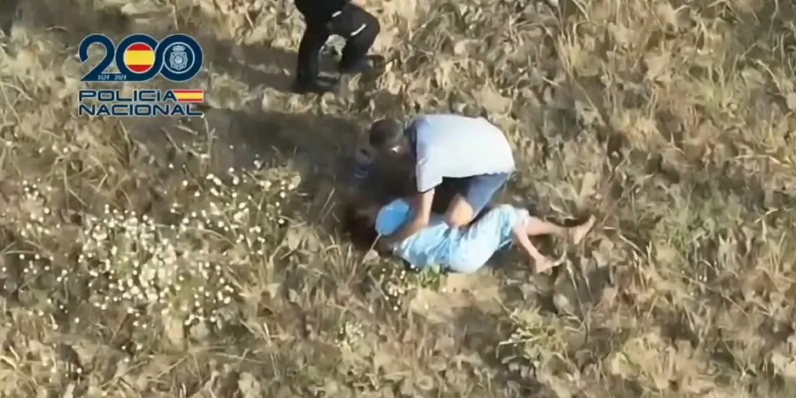 Un dron permite rescatar a una anciana con Alzheimer que se perdió y se desmayó por el calor en un área en Leganés