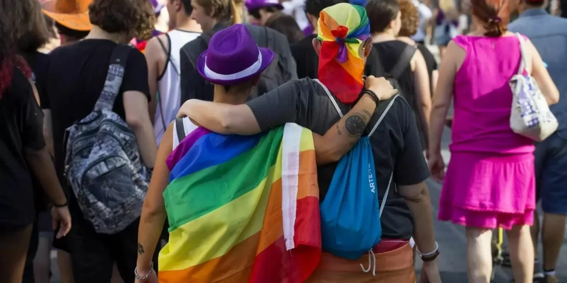 El Congreso tramita espina ley para castigar con cárcel las terapias de conversión LGTBI+