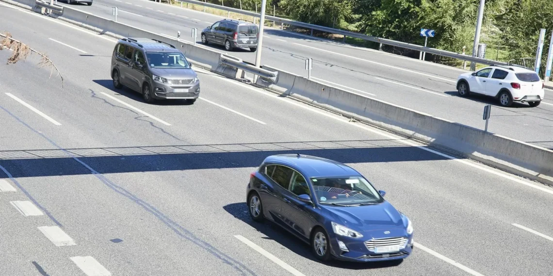 Conducir a 150 km/h: la única excepción legal por la que se puede ir a esa celeridad en España