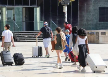 Estos son los descuentos aprobados que tienen los jóvenes para viajar en conducción público este verano a partir del 1 de julio