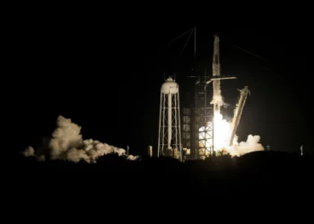 Despega, al séptimo test, la misión tripulada de Axiom con récord de experimentos a bordo