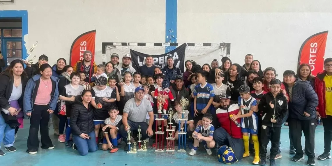 Siete años de compromiso social y deportivo; La Peña celebra su aniversario