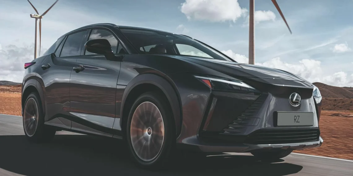 Lexus lanza el acabado e-Premium Design 2025 con un precio desde 52.900 euros