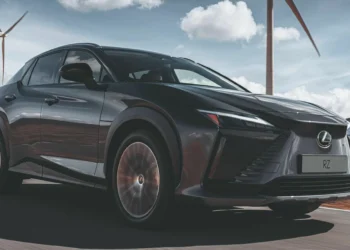 Lexus lanza el acabado e-Premium Design 2025 con un precio desde 52.900 euros