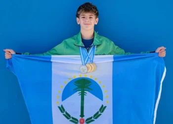 Felipe Bruni y el Club Andino local reconocidos internamente del programa “Alentando el Deporte”