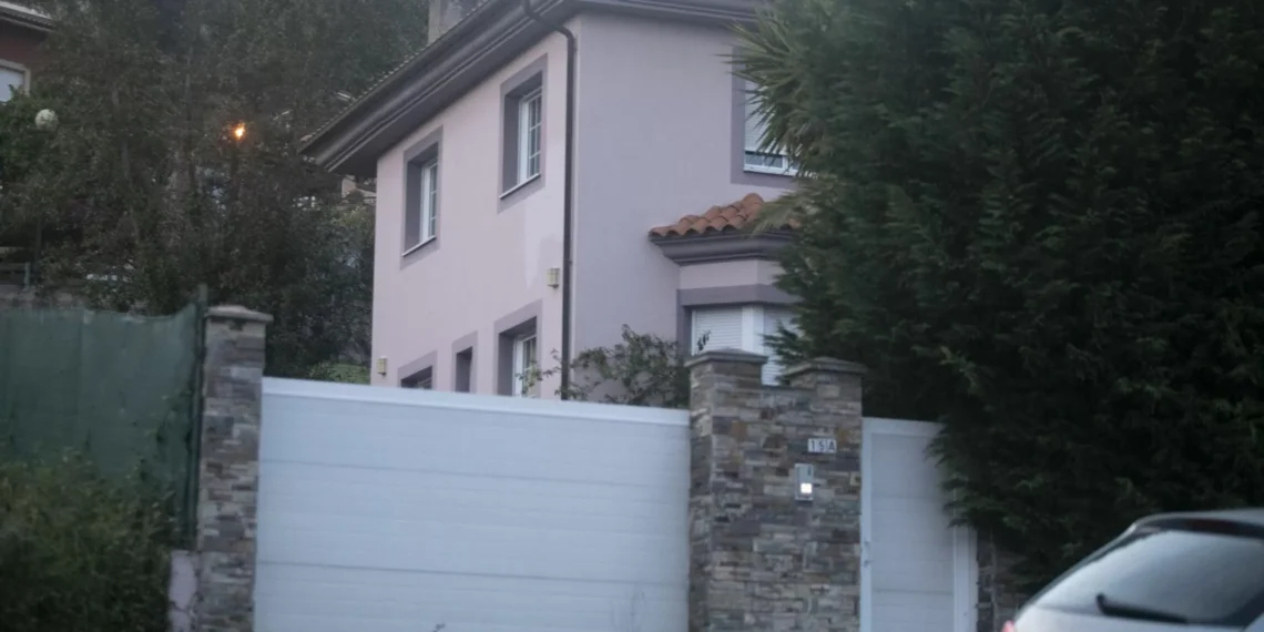 La Fiscalía pide 25 años de cárcel para el alianza que encerró a sus hijos cuatro años en Oviedo