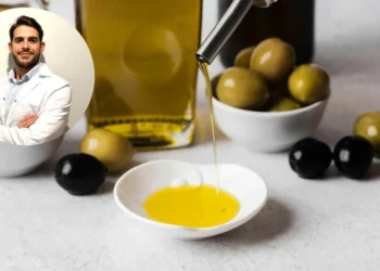 Aurelio Rojas Sánchez, cardiólogo: “Una cucharada de aceite de oliva reduce el riesgo de infarto y de boquear con demencia”
