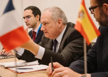 Hereu traslada a Séjourné la prisa de impulsar el Plan de Acción de la Automoción y agregar las líneas del Plan del Acero