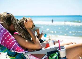 ¿Puedo tomar el sol o ir a la playa si tomo lorazepam?