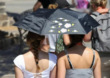 Fallece un hombre de 53 años por un acercamiento de calor en Alicante