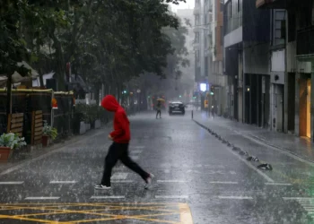 Aviso rojo en Cataluña por fuertes lluvias