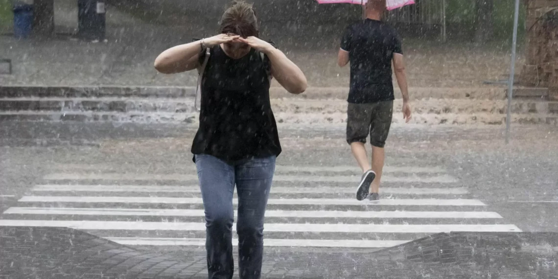 La Aemet avisa de tormentas, vientos sobrado fuertes y granizo desde mañana