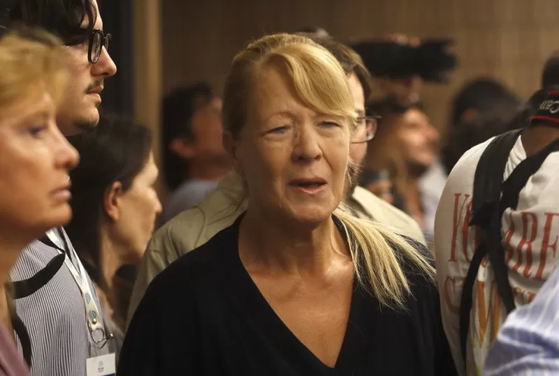 Zamora encabeza en la Primera, un extremoso en la Tercera y Stolbizer se fue de Somos