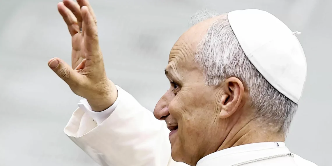 El Papa: “No debemos resignarnos a que prevalezca la lógica del privación y las armas”