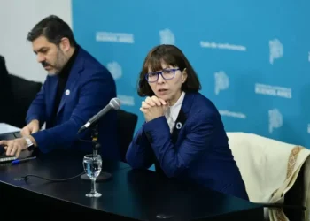 Kicillof terminará cerca de 900 viviendas paralizadas por Milei