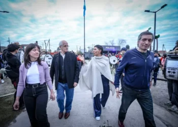 En medio de la arranque libertaria por las coimas de Karina, Máximo reflota la interna contra Kicillof