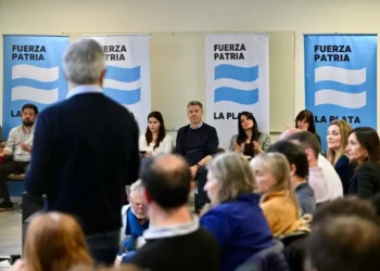 Fuerza Patria profundiza una agenda de gestión con la cátedra en La Plata