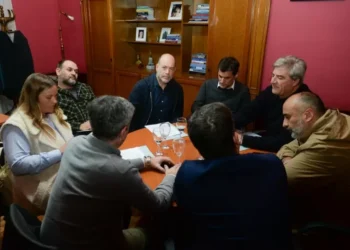 Promovido por Alak, todos los espacios acordaron una campaña limpia en La tique