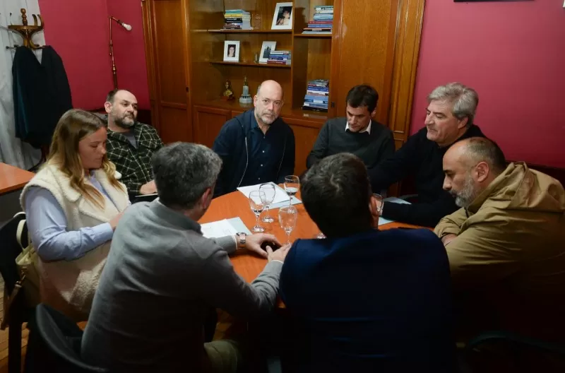 Promovido por Alak, todos los espacios acordaron una campaña limpia en La tique