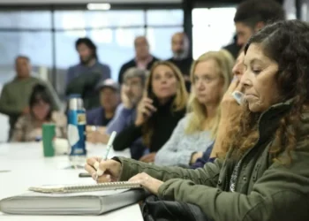 Fuerza Patria arrancó una campaña de cercanía en La Plata
