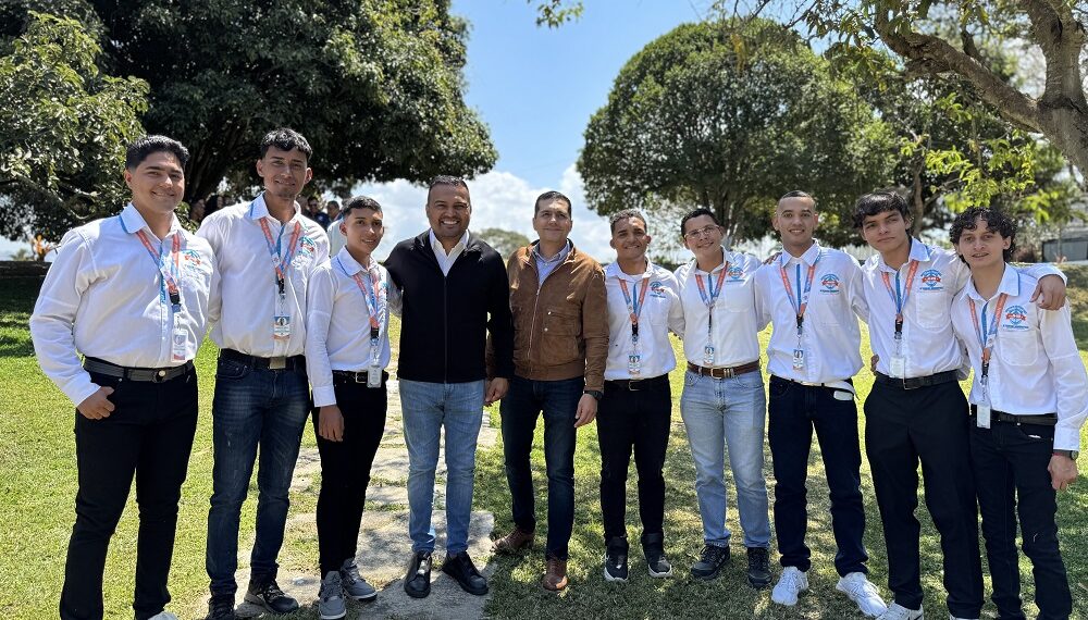 Sector agroindustrial del país se fortalece con el IUTA JHS