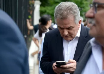 invertido se despega de los libertarios tras ser electo diputado: “El gobierno de Milei está groggy”