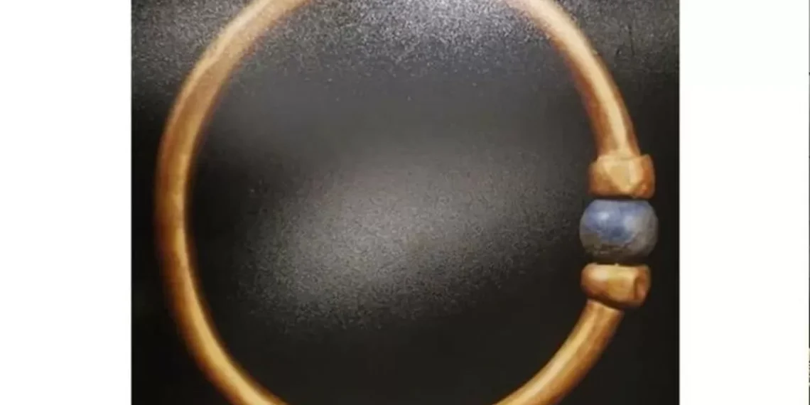 ¿Cómo era el brazalete de oro de más de 3.000 años de antigüedad que robaron del galería Egipcio y destruyeron?