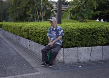 Japón alcanza un aprendiz récord de centenarios, que superan por primera vez los 99.000