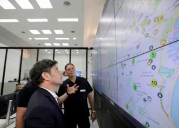 El gobierno de Kicillof advierte a la Casa Militar sobre los riesgos del acto de Milei en negro