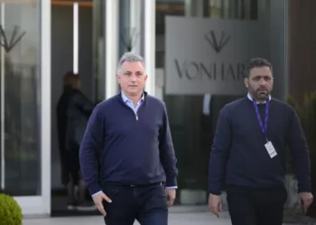 Se rompió en bloque libertario en Avellaneda y la arrebato interna se precipita en el conurbano tras la derrota