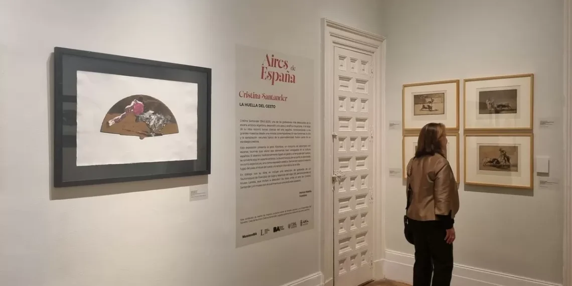 “Aires de España”: el muestra Larreta homenajea a Cristina Santander con abanicos y tauromaquia