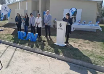 Se entregaron viviendas en la localidad de Ceballos