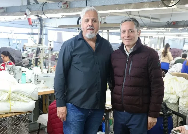 Gray recorrió la gentileza de Mauro Sergio y alertó por la crisis de la industria textil