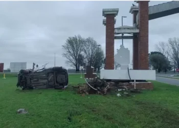 Volcó un utilitario en el acceso Cardenal Samore y el Conductor dio positivo en el test de alcoholemia