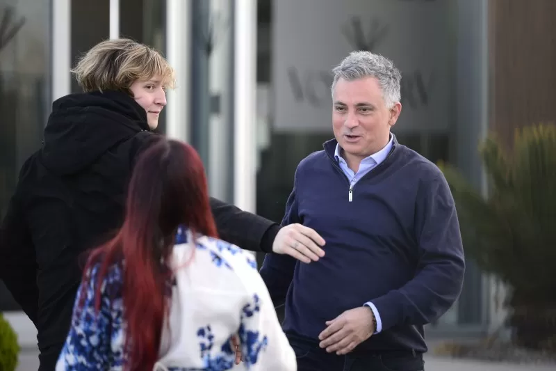 Crece en el Conurbano la rebelión de los concejales libertarios frente a Pareja