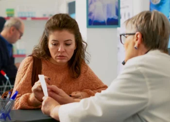 El enfoque para los infartos no ayuda a todos los pacientes y perjudica a las mujeres